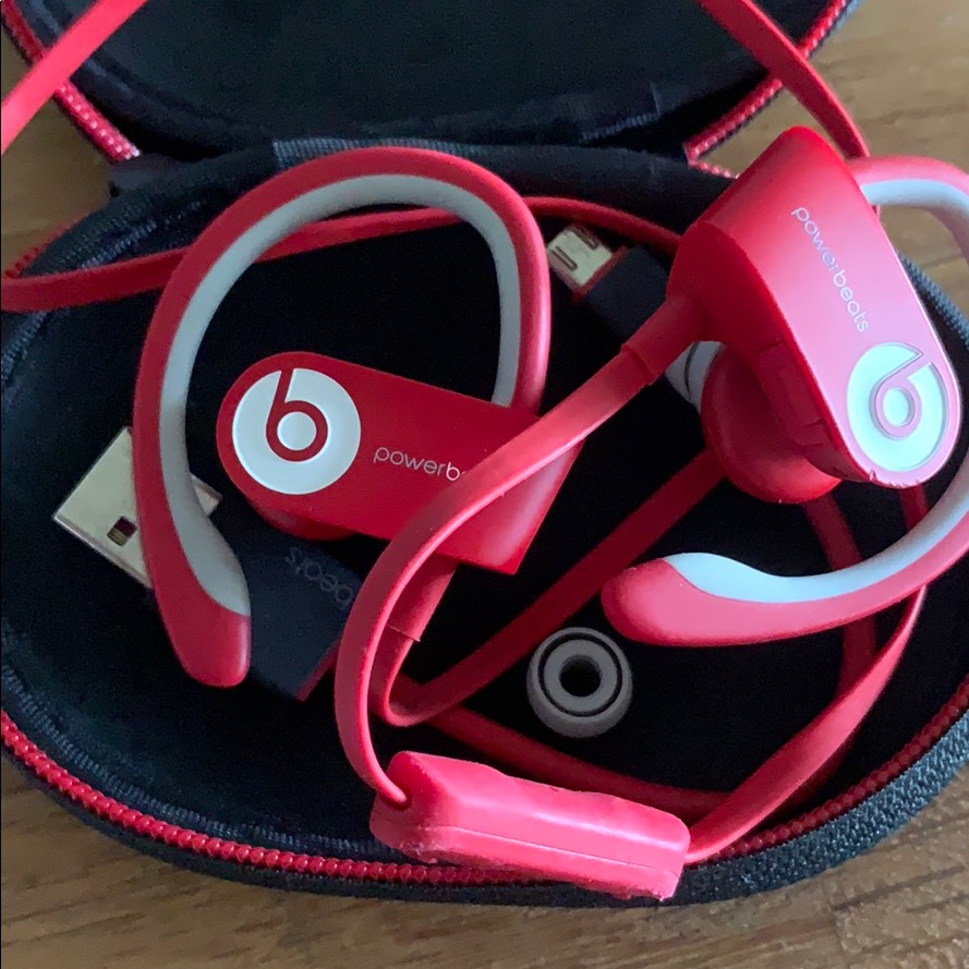 Beats By Dre Wireless Headphones